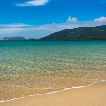 Filipp's House Boat Botel