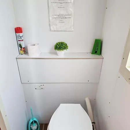 Filipp's House Boat 보트호텔 알게로